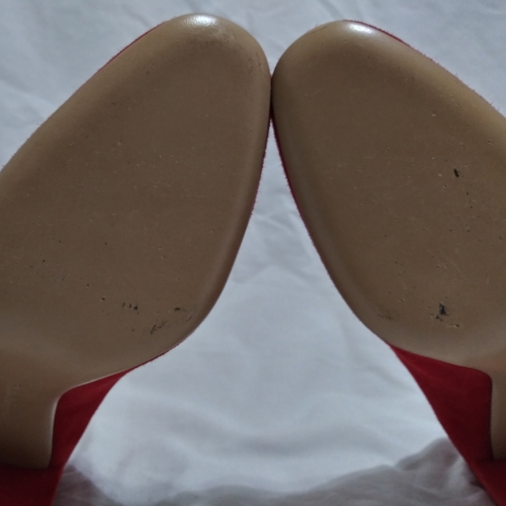 Salvatore Ferragamo Red Suede pumps size 5.5B - Picture 5 of 5